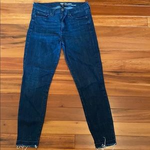 Dark Wash Skinny Jean